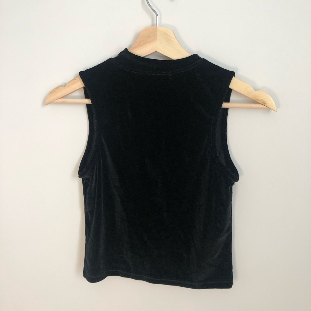 Brandy Melville Crop tank - Picture 4 of 4